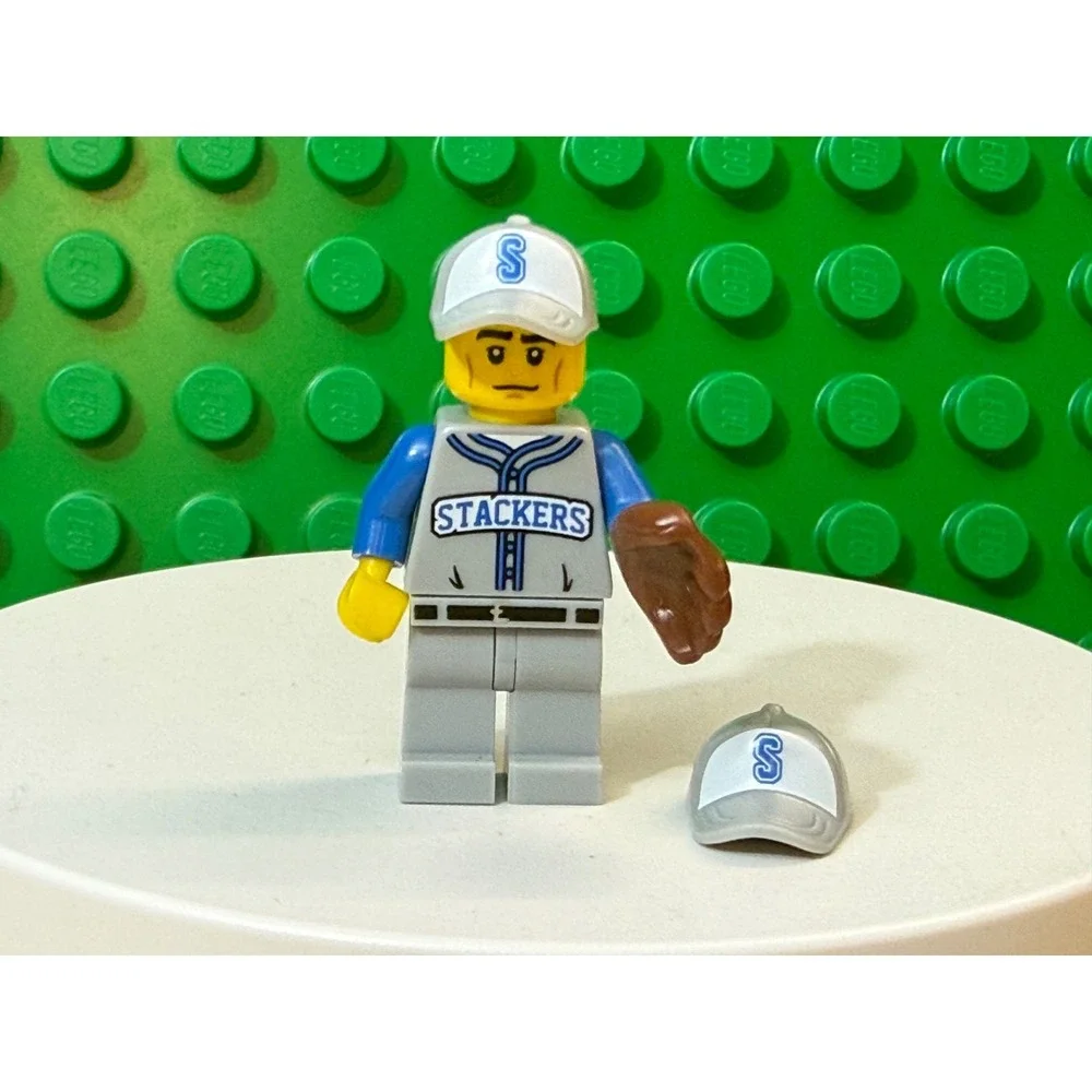 LEGO Series 3 Baseball Player Minifigure Stackers Team with Glove and Extra Hat